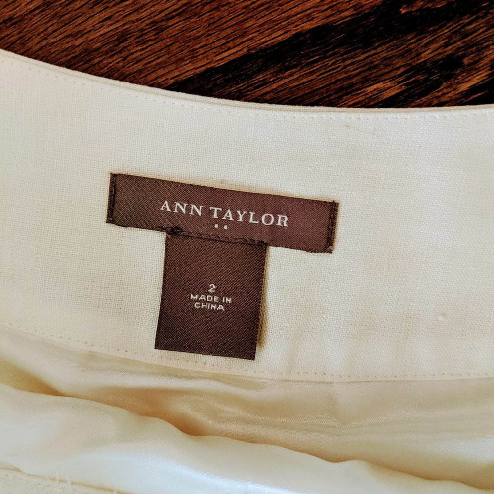 Ann Taylor A-Line Linen/Rayon Embroidered Skirt 2 - Picture 3 of 4